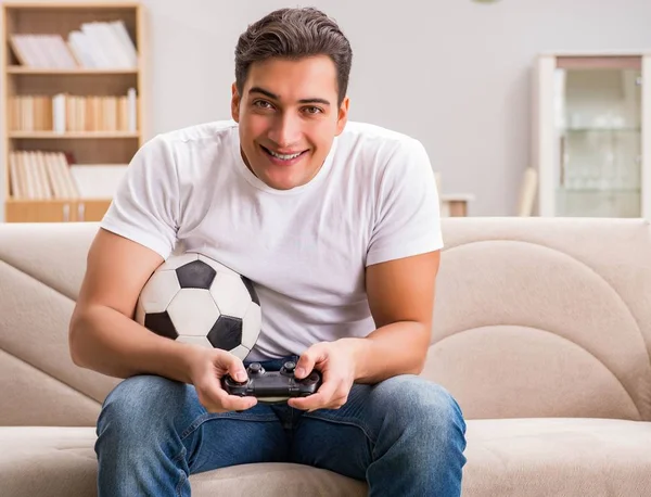 Man addicted to computer games — Stock Photo, Image