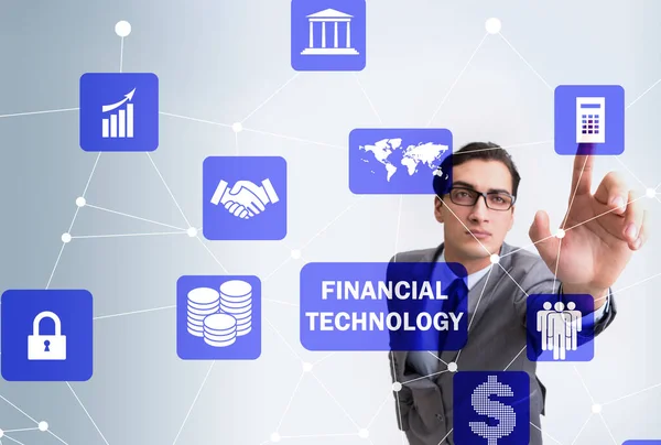 Zakenman drukt op knoppen in fintech concept — Stockfoto