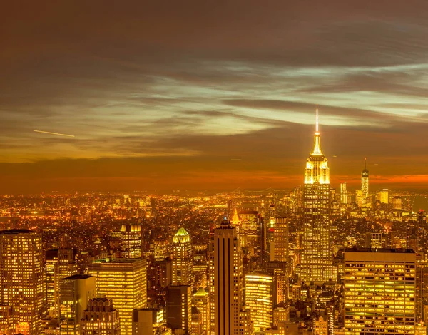 Uitzicht op New York Manhattan tijdens zonsondergang — Stockfoto