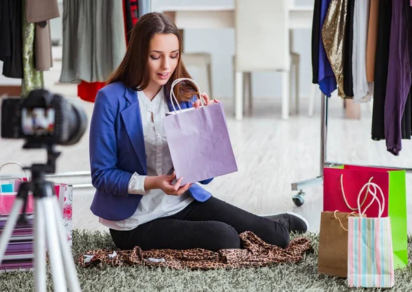 Video de grabación de blogger de moda para blog — Foto de Stock