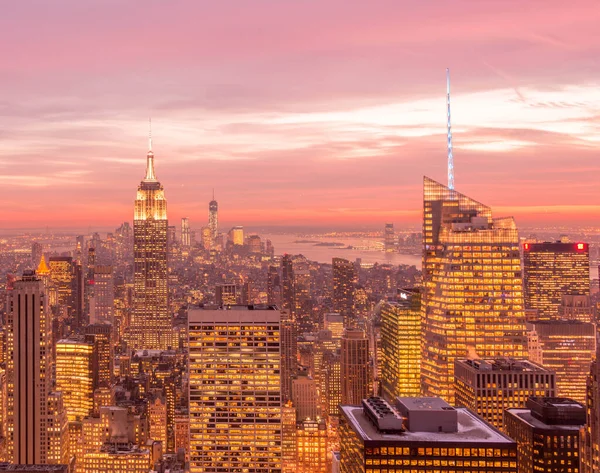 Vista de Nueva York Manhattan durante el atardecer — Foto de Stock