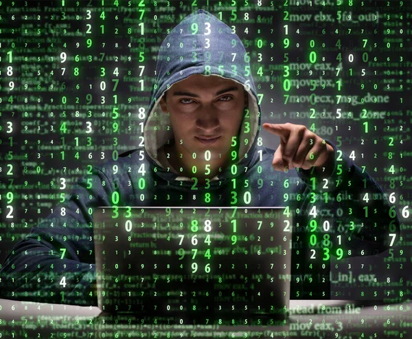 Jonge hacker in data security concept — Stockfoto