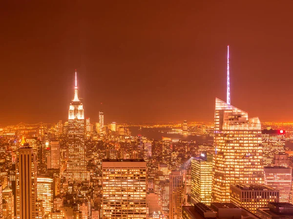 Uitzicht op New York Manhattan tijdens zonsondergang — Stockfoto