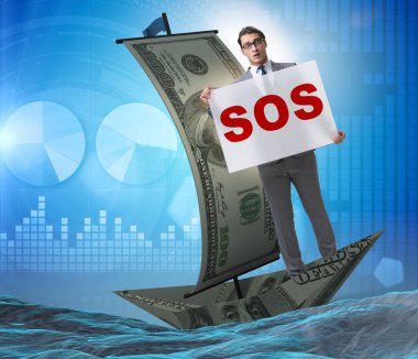 İş adamı teknedeki SOS mesajı için yardım istiyor.