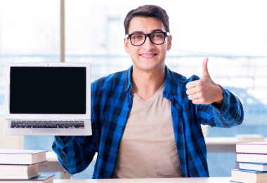 Telelkazan mesafesi öğrenme konsepti öğrenme öğrencisiName