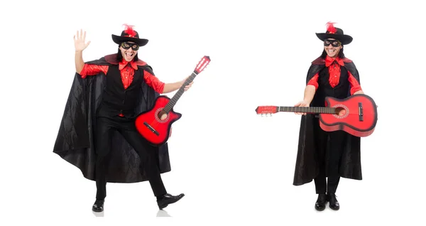 Jeune homme en manteau de carnaval avec guitare isolée sur blanc — Photo