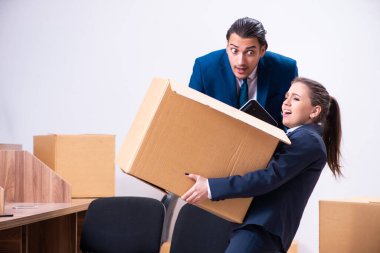 İki çalışanın işten çıkarılması