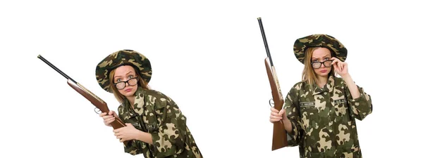 A menina de uniforme militar segurando a arma isolada em branco — Fotografia de Stock