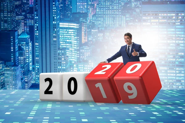 2019年至2020年变化年的概念 — 图库照片