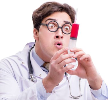 Beyaz şırıngalı komik doktor.