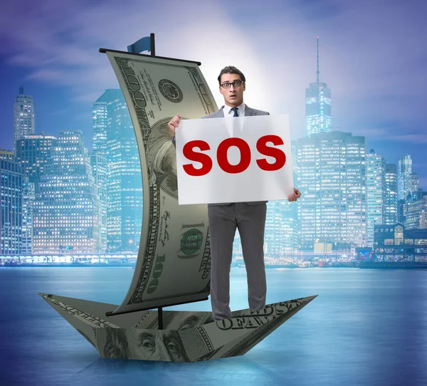 Geschäftsmann bittet mit SOS-Botschaft auf Boot um Hilfe — Stockfoto