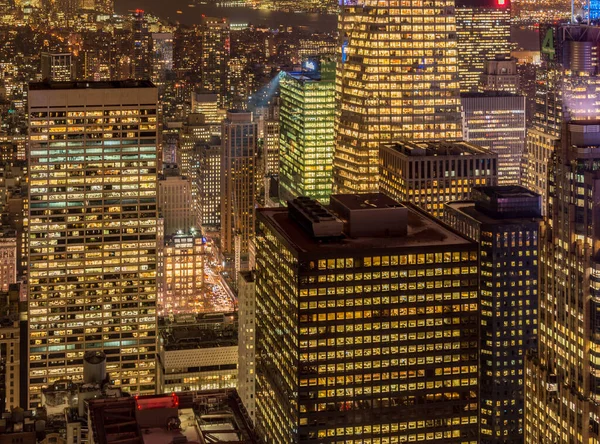 Uitzicht op New York Manhattan tijdens zonsondergang — Stockfoto