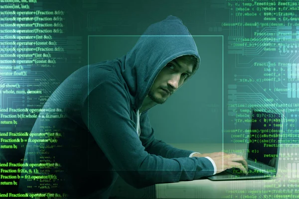 Хакер в концепции цифровой безопасности — стоковое фото