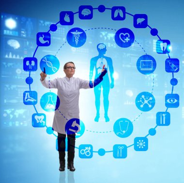 Teletıp fütüristik konseptinde kadın doktor.