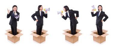 Hoparlörlü adam kutuda.