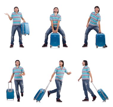 Bavullu genç adam beyaza izole edilmiş.