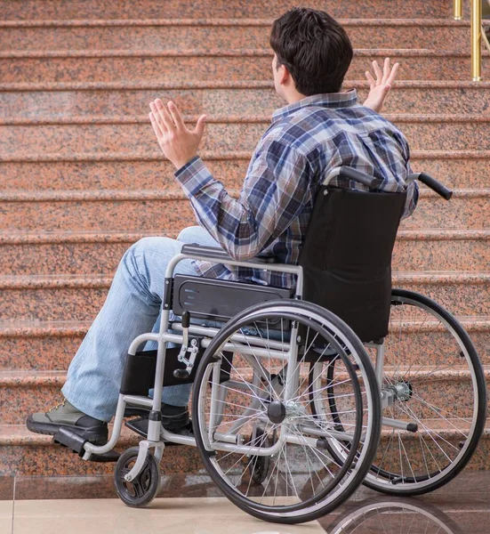 Disabled man on wheelchair having trouble with stairs — Stock Photo, Image