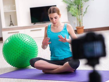 vlog için spor blogcusu kayıt videosu