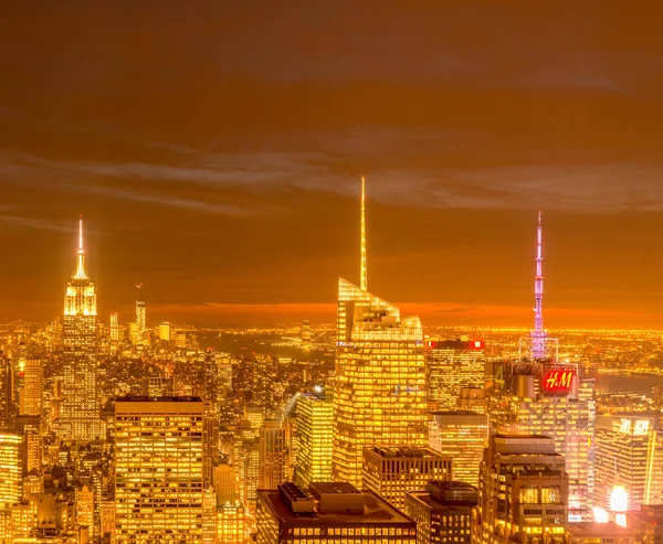 New York - DECEMBER 20, 2013: Zicht op Lower Manhattan op Decembe — Stockfoto