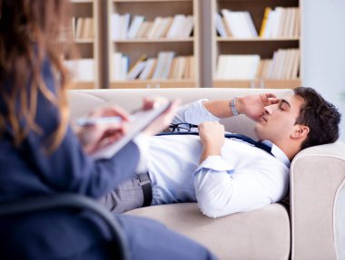 Psikolog ziyareti ile tıbbi konsept