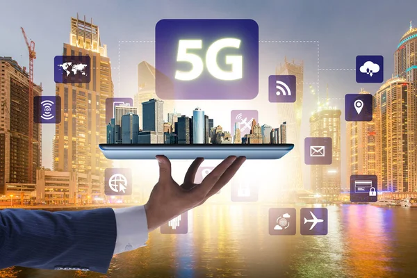 5G mobile technology concept - high internet speed — Stock Photo, Image