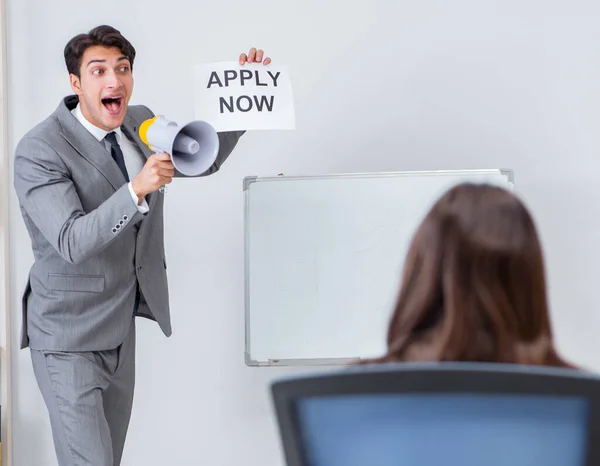 Empresários no conceito de recrutamento — Fotografia de Stock