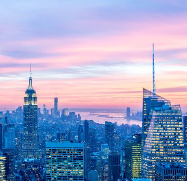 Günbatımında New York Manhattan manzarası