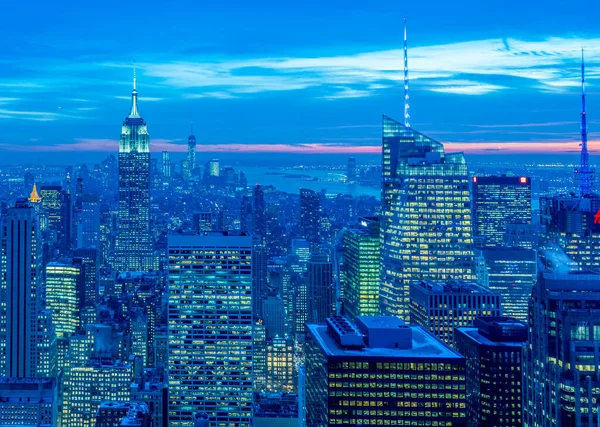 Uitzicht op New York Manhattan tijdens zonsondergang — Stockfoto