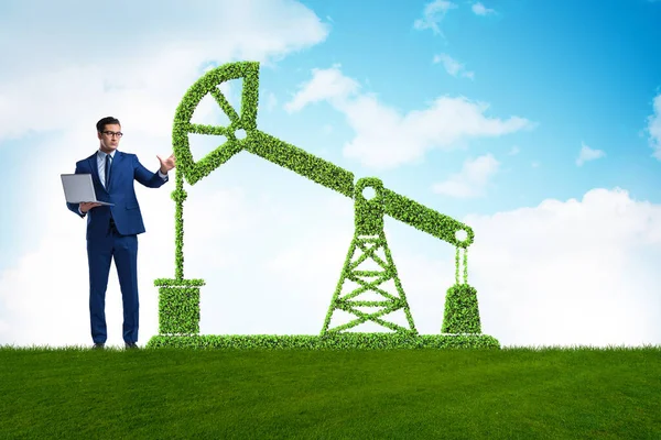 Businessman and green oil energy concept — Stock Photo, Image
