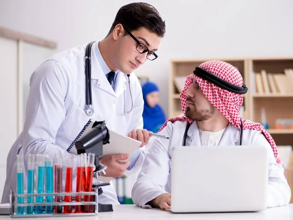 Diversity concept with doctors in hospital — Stock Photo, Image