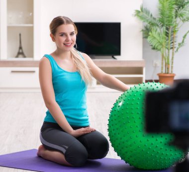 vlog için spor blogcusu kayıt videosu