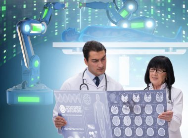 Teletıp konseptinde iki doktor.
