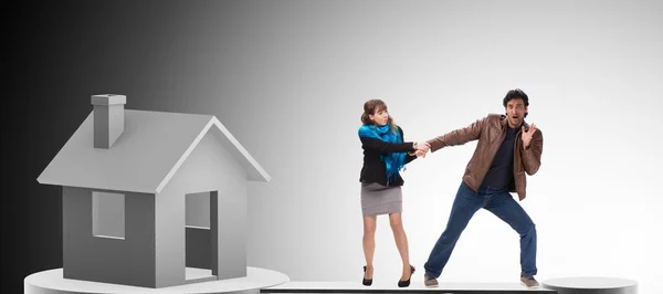 Konzept der Familie nimmt Hypothekendarlehen für Haus — Stockfoto