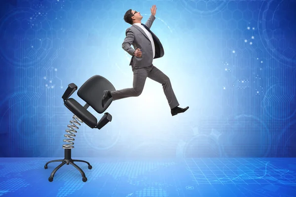 Propagační koncept s podnikatelem vyhozeným ze židle — Stock fotografie