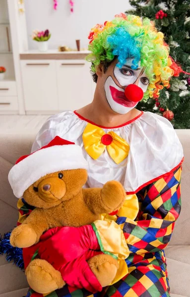 Drôle clown dans Noël célébration concept — Photo