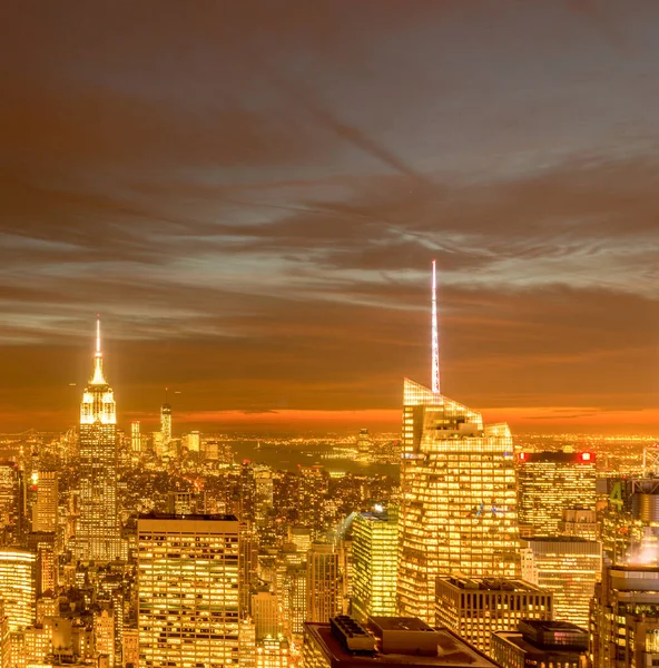 Blick auf New York Manhattan bei Sonnenuntergang — Stockfoto