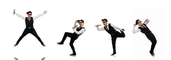 Vtipný muž v karaoke klubu izolované na bílém — Stock fotografie