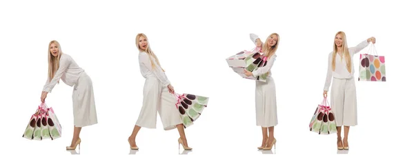 Donna con shopping bag su bianco — Foto Stock