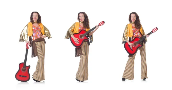 Vrouw met gitaar in mexicaanse kleding — Stockfoto