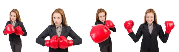 Mulher empresária com luvas de boxe em branco — Fotografia de Stock