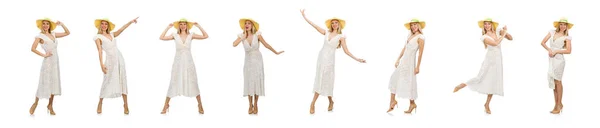 Mulher em vestido de verão longo e chapéu isolado em branco — Fotografia de Stock