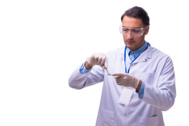 Beyaz kelebekli genç zoolog.