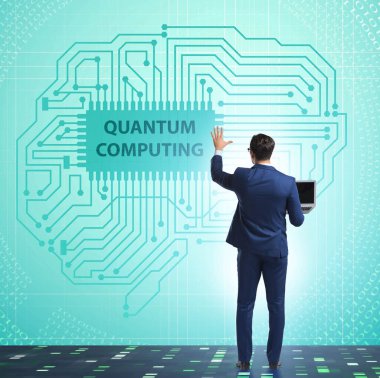İş adamı kuantum hesaplama kavramında sanal düğmeye basıyor
