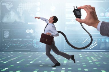 İş adamı çalışmaktan enerji kaybediyor