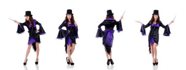 Kadın sihirbaz beyazların arasında.