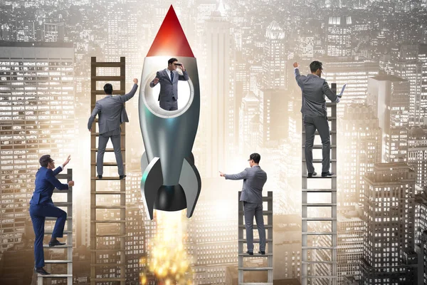 Concurrentie concept met zakenman op raket — Stockfoto