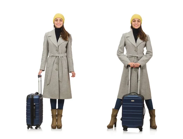 Kobieta z gotowy na zimowe wakacje walizka — Zdjęcie stockowe