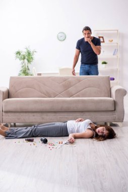 Aile çatışması sonrası intihar eden genç bir kadın.