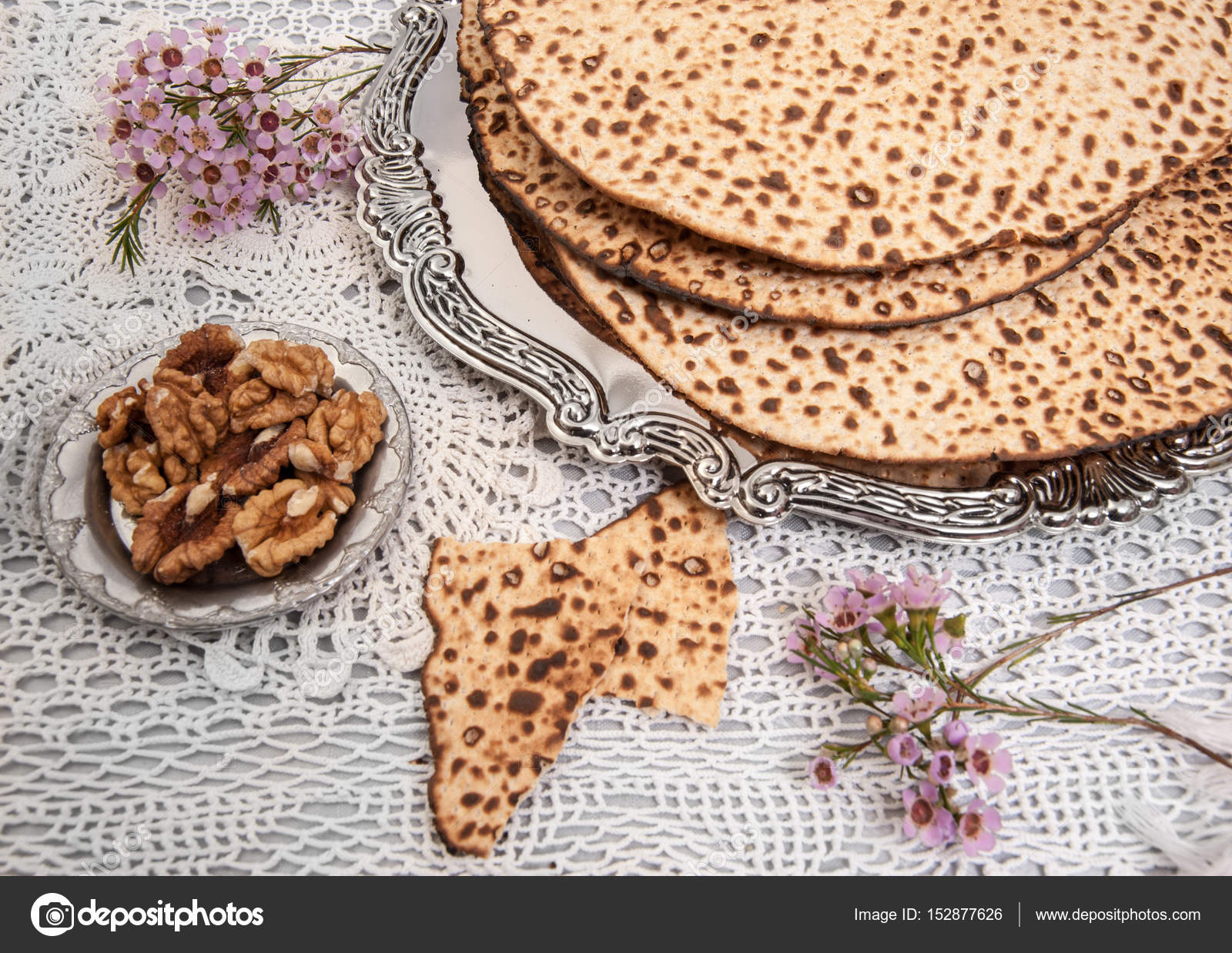 Matza bread for passover celebration — Stock Photo © grafnata 152877626