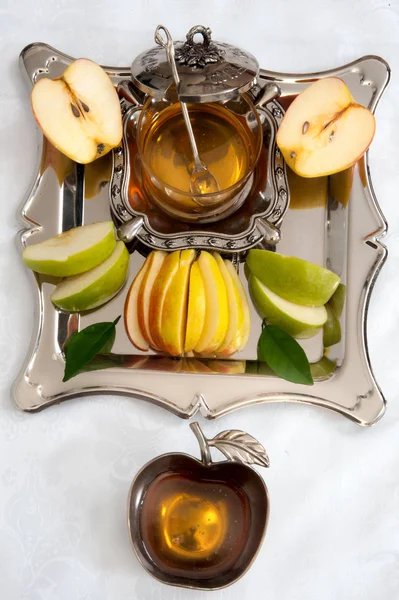 Miel aux pommes sur tallit — Photo